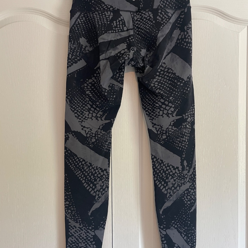 Lululemon Wunder Under Leggings 8